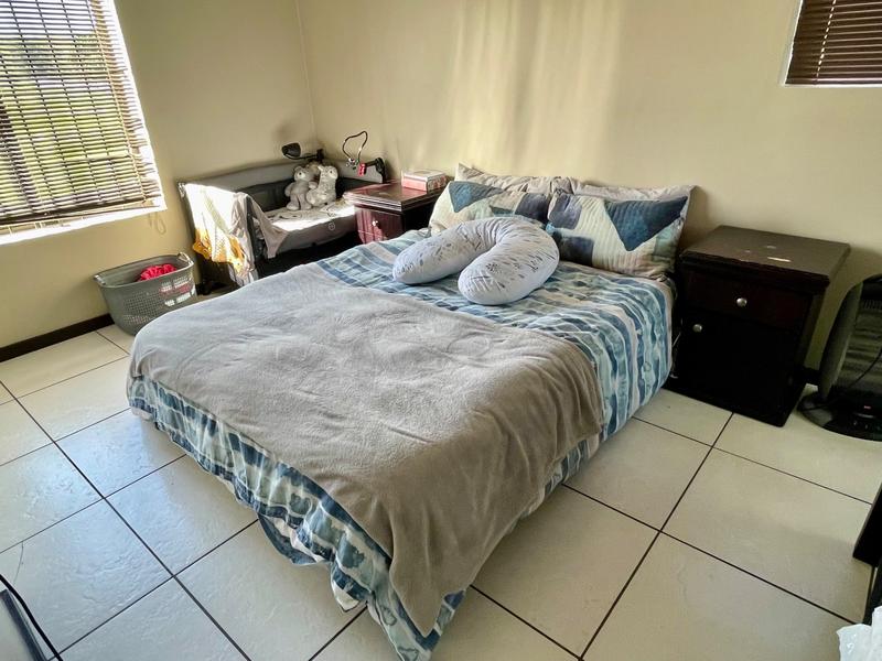 To Let 3 Bedroom Property for Rent in Protea Heights Western Cape